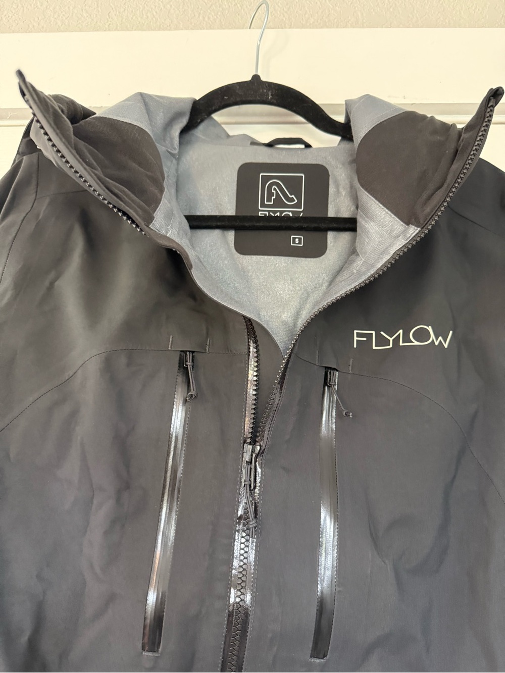 Flylow women’s  Black Ski Jacket - Waterproof Hooded Shell - Picture 3 of 5